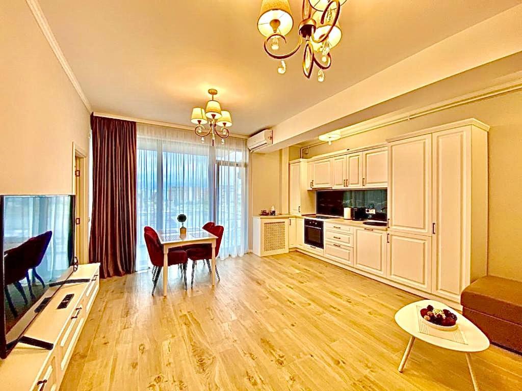 Loft Side Premium Apartments Мамая Екстер'єр фото
